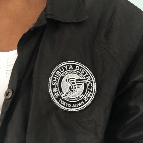 19 Ninety One black windbreaker - Picture 2 of 3